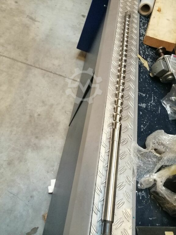 4492323-3-1619125442