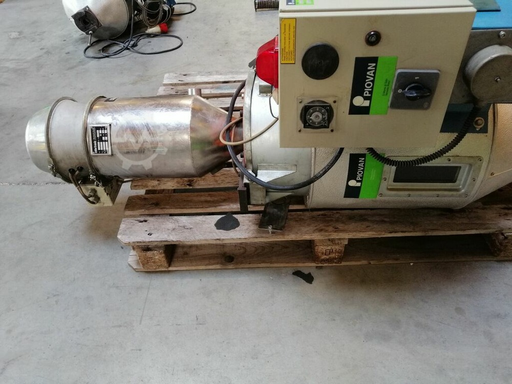 4593171-3-1596393842-4