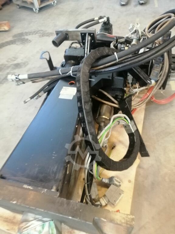 5533257-5-1635777873-2