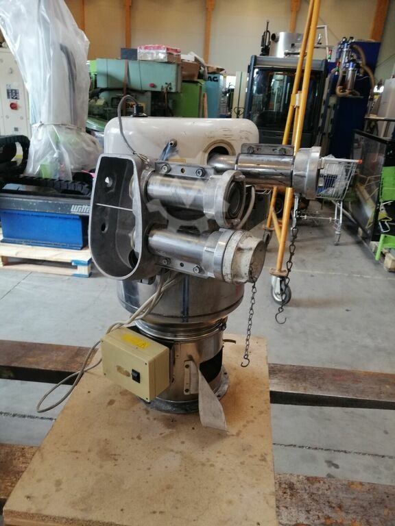 5822979-3-1621539482