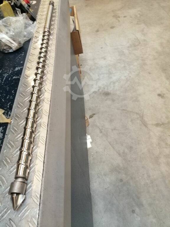 4492323-2-1619125442